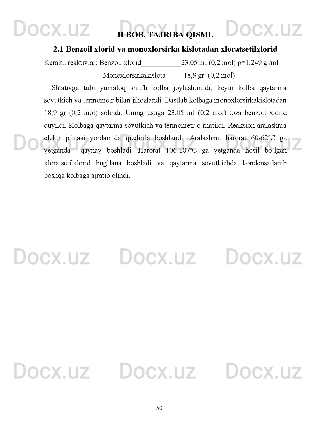      Fenil asetat toza TfOH da butunlay p-asetilfenolga qayta guruhlanadi. Reaksiya
davomida   o-asetilfenol   va   4-asetilfenil   asetatlar     hosil   bo’lmadi.   O-atsillangan
toluollar qayta guruhlanganda, o'sha guruhlar bir soat ichida xona haroratida        4-
holatga o’tadi. p-atsiloksi toluolning qayta guruhlanishida, shuningdek, atsil guruhi
6-pozitsiyaga ko'chishida o’ziga xos mahsulotlar hosil bo’ladi. Ammo bu reaksiya
vaqti,   ya’ni   Friedel-Krafts   atsillash   jarayon   o-izomerga   nisbatan   uzoqroq   davom
etadi.   m-atsiloksi   toluol   reaksiyalari   4-   va   6-   izomerlarga   qaraganda   murakkab
aralashmani   hosil   qiladi.   Reaksiya   aralashmasida   kerakli   4-   va   6-holatdagi
mahsulotlar (asosan 4-) aniqlangan bo'lsa-da, reaksiya aralashmasi to'g'ridan-to'g'ri
CDCI
3  bilan suyultirildi va keyin gidroliz mahsuloti (m-krezol) 1H-YaMR asosida
tahlil qilindi. 
Maksimal   qayta   ishlash   16   soatdan   keyin   kuzatildi.   Natijalarda   m-tolil
asetatning   6   Fries   qayta   guruhlanishi   va   gidrolizlanishiga   ta’sir   etadigan   omillar
ko'rsatilgan.   Gidroliz   qilingan   m-krezol   Friedel-Krafts   tipidagi   reaksiyaga   mos
keladigan   atsil   hosil   qiluvchi   birikmalar   bilan   reaksiyaga   kirishadi.   Gipotezani
qo'llab-quvvatlash   uchun   m-krezolningstexiometrik   miqdorda   sirka   kislotasi   8
bilan   reaktsiyasi   xona   temperaturasida   toza   TfOH   ishtirokidagi   reaksiyasi   6-
guruhni  qayta guruhlanishi  bilan taqqoslangan. Fries qayta guruhlanishida (82%),
va    reaksiyalar   (52%)     bir   soat   ichida   tezroq  bo'ldi.   Ammo  16   soatdan   keyin   har
ikki   reaksiyaning   hosilalari   deyarli   bir   xil.   Izomerlarning   nisbati   har   qanday
reaksiya   vaqtida   o'zgarmadi.   Natijalar   Fries   qayta   guruhlanishi   va   m-tolil
asetatning gidroliziga ta'sir ko'rsatadigan reaksiyalar yuzaga kelganligini ko'rsatdi,
ammo   uzoq   vaqt   davom   etgan   reaksiyada   atsillovchi   moddalar   Fredel-Krafts
bo’yicha m-krezol bilan reaksiyaga kirishdi. 
Natijalar   stexiometrik   miqdordagi   sirka   kislotasi   TfOHda   toluolning   Friedel-
Krafs   atsillashi   uchun   atsil   guruh   beruvchi   vazifasini   bajarishi   mumkin.   ammo
avvalgi   tadqiqotlar   shuni   ko'rsatdiki,   asosan   O-atsillangan   izomer   m-krezol   va
karboksiklik  kislota,  grafit  va   metilsulfokislota   bilan  bir  necha   soat  ichida   120°C
ta’sirlashadi.   Boshqa   tomondan,   xona   haroratida   bajarilgan   bizning
sharoitlarimizda   1,4-2:1   nisbatda   4-   va   6-asetil   izomermlarni   hosil   qiladi.
                                                                         46 