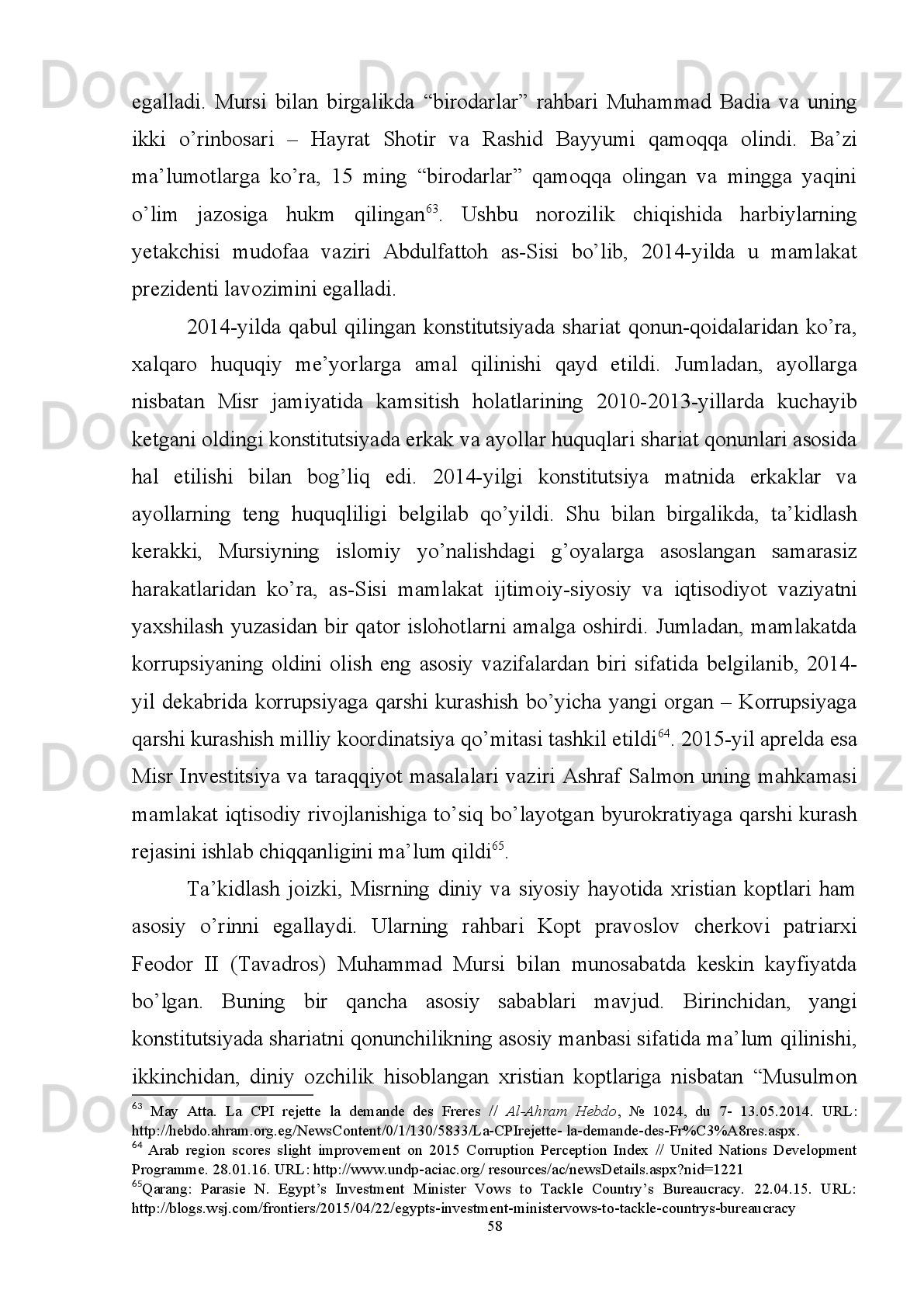 Misrda   azaldan   shakllanib   kelgan   milliy   qadriyatlar,   an’analar,   urf-odatlar
islom   dini   bilan   bevosita   bog’liq.   Shu   jihatdan   Misrda   islom   nafaqat   ijtimoiy
turmush   tarzi,   balki   madaniy-ma’rifiy   hayotning   ajralmas   qismlaridan   biri
hisoblanadi.   Biroq,   Misr   jamiyatida   islom   diniga   bo’lgan   munosabatda   turli   xil
g’oyaviy   qarashlarning   paydo   bo’lishi   va   ularning   kuchli   diniy   mafkuraga
asoslanib   borishi   mamlakatda   diniy   hokimiyat   tarafdorlarining   soni   ko’payishiga,
ya’ni   islom   diniga   siyosiy   tus   berish   holatlarining   yuzaga   kelishiga   sabab   bo’la
boshladi.   Bu   esa   Misrda   demokratik   jarayonlarni   bosqichma-bosqich
shakllantirishda   diniy   va   dunyoviy   muvozanatni   ta’minlash   masalasini   dolzarb
vazifa   sifatida   belgilashga   olib   keldi.   2011-yilda   yuz   bergan   “Arab   bahori”
hodisalarida   radikal   diniy   tashkilotlarning   uyg’onishi   va   faol   siyosiy   harakatlarni
amalga   oshirishi   Misr   demokratik   jarayonlarida   islom   omilini   qayta   ko’rib
chiqishni taqozo etdi. 
Agar   Misr   tarixiga   nazar   soladigan   bo’lsak,   uni   diniy   va   dunyoviy
kuchlarning hokimiyat uchun murosasiz kurashi bilan o’tganligini ko’rish mumkin.
Mamalakatda   diniy   tuzilmalarning   g’oyaviy   qarashlari   jamiyat   hayotiga   ta’sir
etishi   kuchayib   bordi.   Bu   esa   radikal   tashkilotlarning   mafkuraviy   harakatlarini
davlat boshqaruvida ham sinab ko’rishni maqsad qilib olishiga olib keldi. XX asr
boshlari   va   o’rtalariga   kelib   Misrda   islom   dinining   o’rni   pasaygani   va   taraqqiyot
yo’lini   g’arb   qadriyatlari   asosida   emas,   balki   islom   shariati   asosida   bunyod   etish
xususida turli xil munozaralar paydo bo’la boshladi. 
1928-yilda   Hasan   al-Banno   tomonidan   tashkil   etilgan   “Musulmon
birodarlari”   tashkiloti   nafaqat   Misr   tarixida,   balki   butun   islom   olamida   islom
ekstremizmining   yoyilishida   g’oyaviy   asos   bo’lganligini   ko’pchilik   mutaxassislar
ta’kidlab   kelishadi.   “Musulmon   birodarlari”ning   mafkuraviy   doktrinasi   o’zi
mavjud   bo’lgan   dastlabki   bosqichda   jozibador   ko’rinishga   ega   bo’lganligi   hamda
tasavvuf   elementlarini   o’zida   mujassam   etgani   bilan   alohida   xususiyatga   ega   edi.
Masalan,   al-Banno   islom   olami   tanazzulining   asosiy   sababi   sifatida   G’arbni   va
dinsizlarni   emas,   islom   jamiyatining   o’zida   axaxloqning   tubanlashuvi,
54 