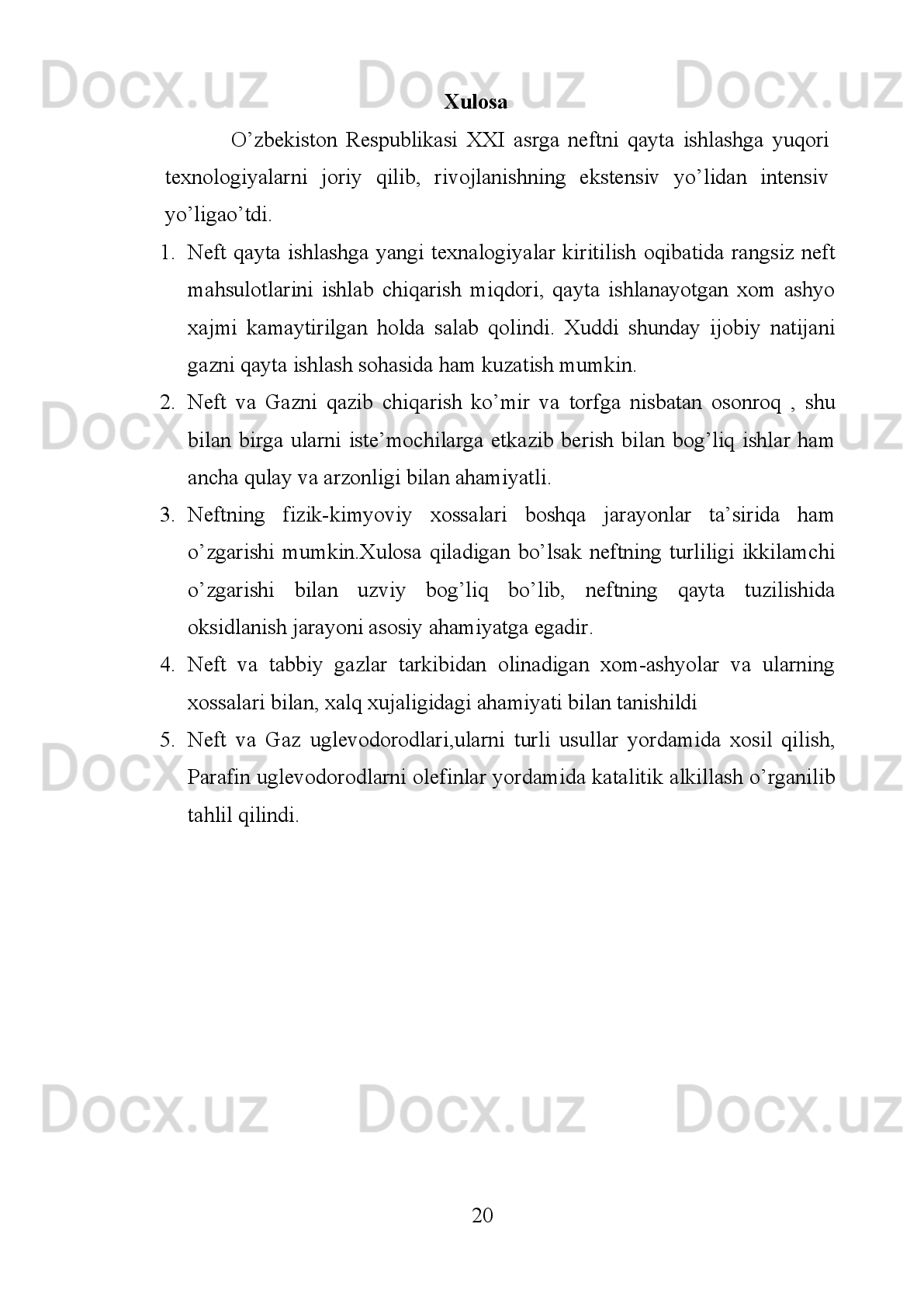 Tozalangan mahsulotda erituvchining qoldiq miqdori 0,005-0,02 % dan ortiq
bo`lmasligi kerak. 
III bob.   OLINGAN NATIJALARNING UMUMLASHTIRILGAN
MUHOKAMASI
3.1. Gazokondensatni kompleks tayyorlash orqali  suvsizlantirish va
tuzsizlantirish
Moylarning qimmatbaqo uglevodorodlari  gach yoki  ekstraktga o`tib ketishi
mumkin.  Bu asosan, erituvchining yetarli darajada selektiv bo`lmaganligi sabali
yuz   beradi.   Buning   natijasida   qimmatbaqo   va   keraksiz   komponentlar   oraliqida
turgan   uglevodorodlar   yo`qotiladi.   Bu   komponentlar   ichki   rafinat   deyiladi.   Bu
komponentlarning yo`qotilishi asosiy mahsulot chiqishini pasaytiradi. 
Eng ko’p tarqalgan tozalash mujassamlashtirilgan (ikki oqimli) qurilmalarda
fenol va Fenol yordamida o’tkaziladi. Bunday qurilmalarning ahamiyatli tomoni
shundaki,   ularda   bir   vaqtning   o’zida   distillyatli   va   qoldiq   xom   ashyoni   qayta
ishlash imkonyati mavjud. 
Rafinat   chiqishini   oshirish   va   ekstrakt   bilan   birgalikda   chiquvchi   kerakli
komponentlar   yo’qolishini   kamaytirish   uchun,   shuningdek,   turli   tarkib   va
xususiyatdagi   ikki   rafinatlarni   olish   maqsadida   ikki   bosqichli   fenolli   tozalash
qo’llaniladi. Bunday holatda qurilma ikki ekstrakcion kolonna bilan jihozlanadi.
Xom   ashyoni   birinchi   kiritishda   tozalash   uchun   talab   etiladigan   fenolni
tahminan yarim  miqdorida beriladi. Bu kolonna yuqorisidan “og’irlashtirilgan”
rafinat   eritmasi   chiqariladi.   Bu   “og’irlashtirilgan”   rafinat   ikkinchi   bosqich
tozalash   uchun   ikkinchi   ekstrakcion   kolonnaga   yuboriladi   va   bu   kolonnaga
qolgan   qism   fenol   kiritiladi.   Ikkinchi   kolonna   yuqorisidan   yakuniy   rafinatli
eritma erituvchini qayta tiklash jihoziga kiritiladi. Tozalashdagi I va II bosqich
ekstrakli eritmalarni fenolli qayta tiklash tizimiga yuboriladi 4
. 
4   Håvard Devold. Oil and gas production handbook. An introduction to oil and gas production, transport, 
refining and petrochemical industry Edition 3.0 Oslo, August 2013.  Р .154 
13